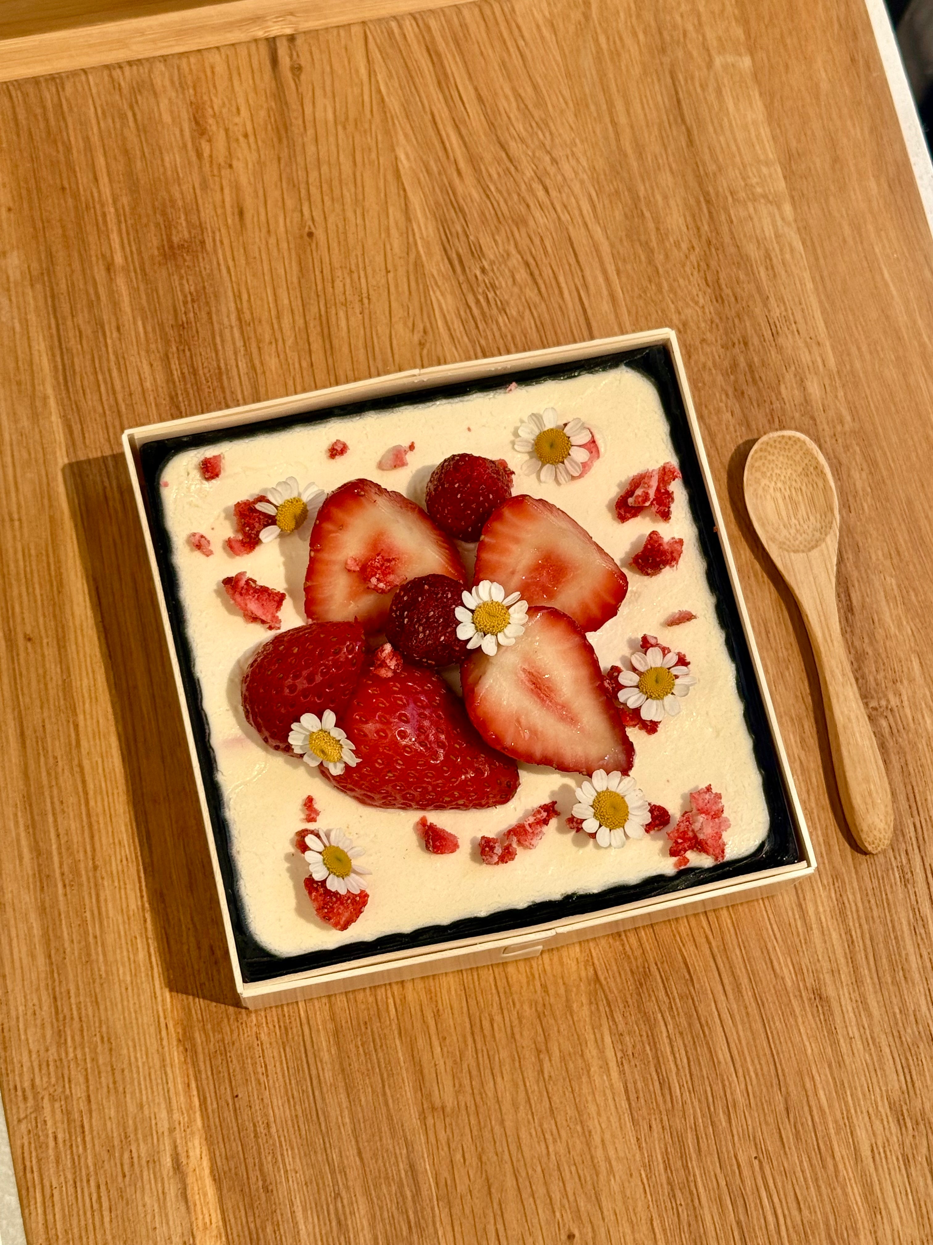 Strawberry and Cream Chiffon Cake Tub