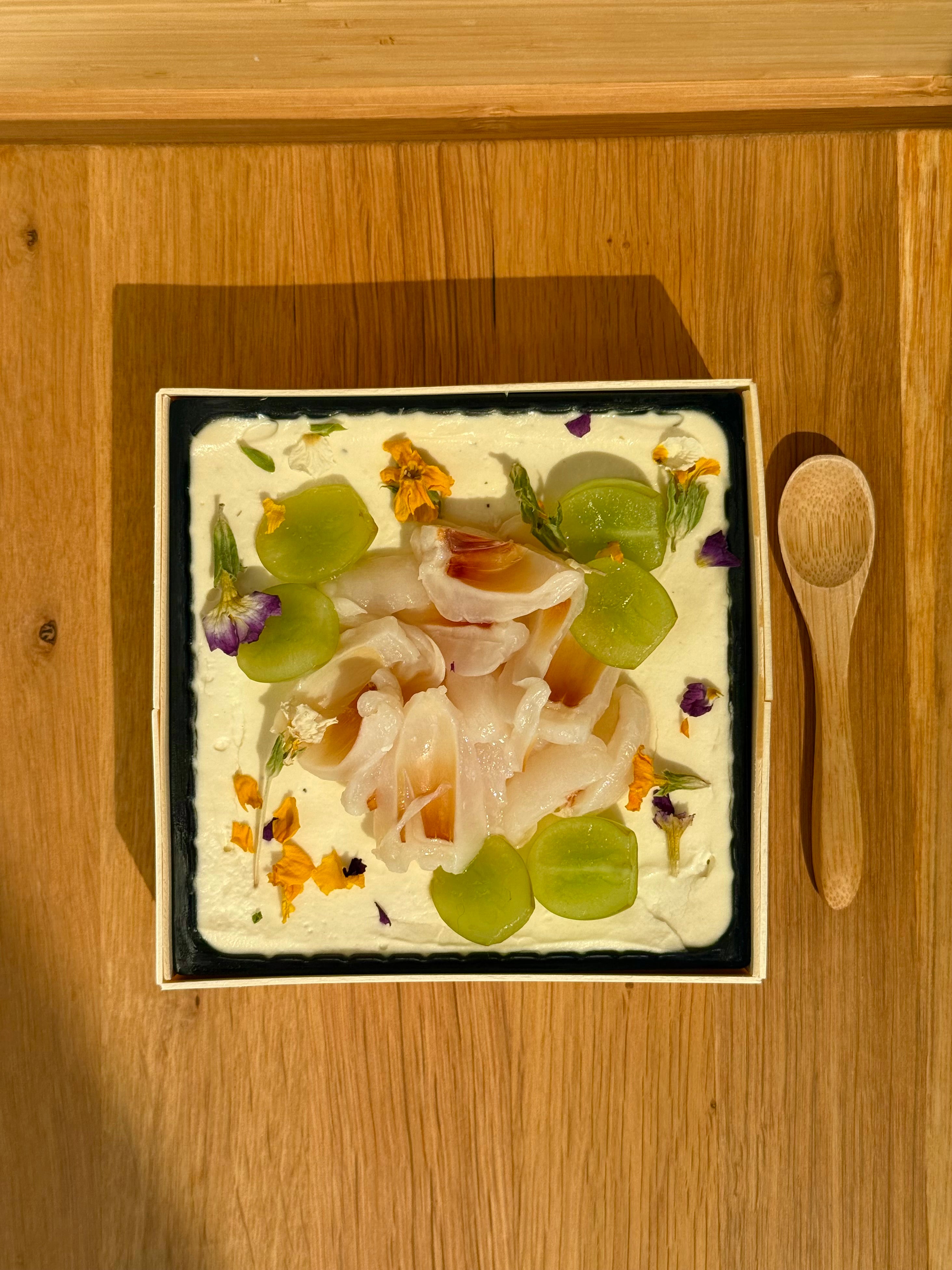 Lychee Jasmine Chiffon Cake Tub