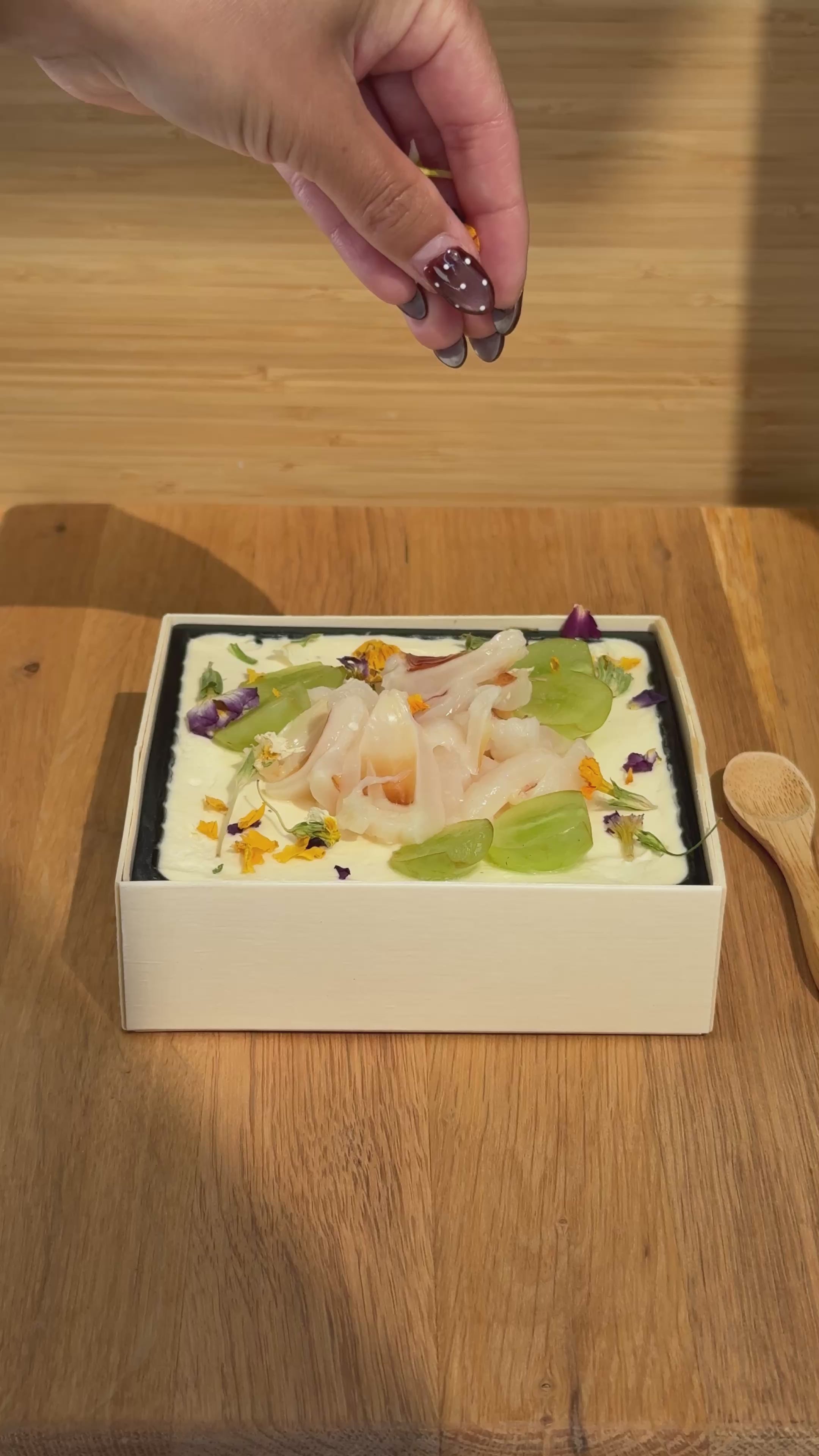 Lychee Jasmine Chiffon Cake Tub